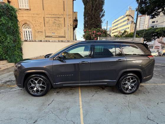 JEEP COMMANDER 1.3 T270 TURBO FLEX OVERLAND AT6